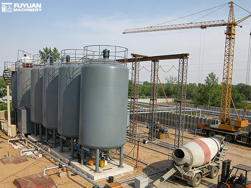 Large Vertical Cement Storage Tank
