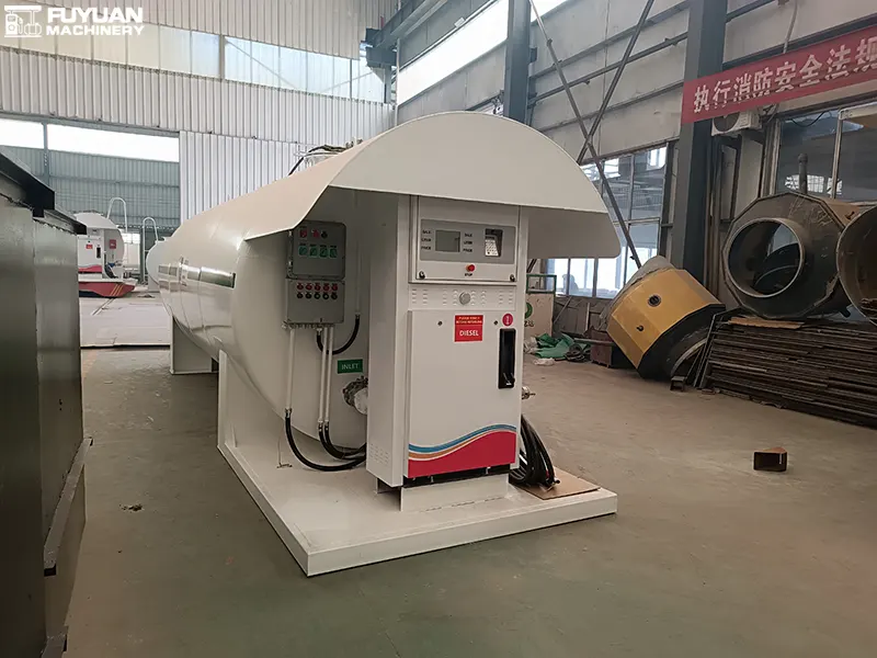 Oil Storage Tanks Equipped with Fuel Dispensers Await Quality Inspection