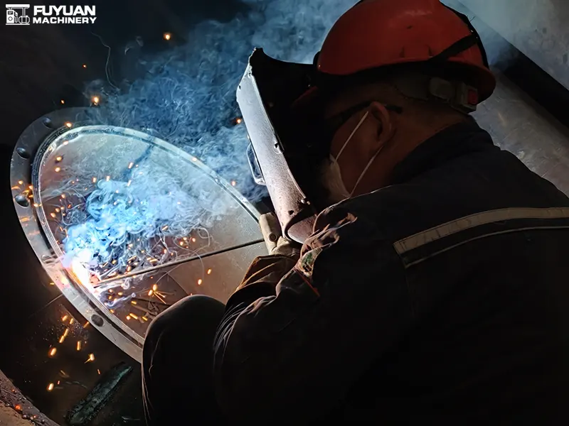 Skid-Mounted Gas Station Pipeline Welding