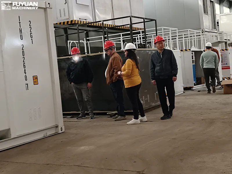 African Customers Visit Mobile Gas Station Manufacturing Process